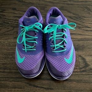 Women’s Running Sneaker